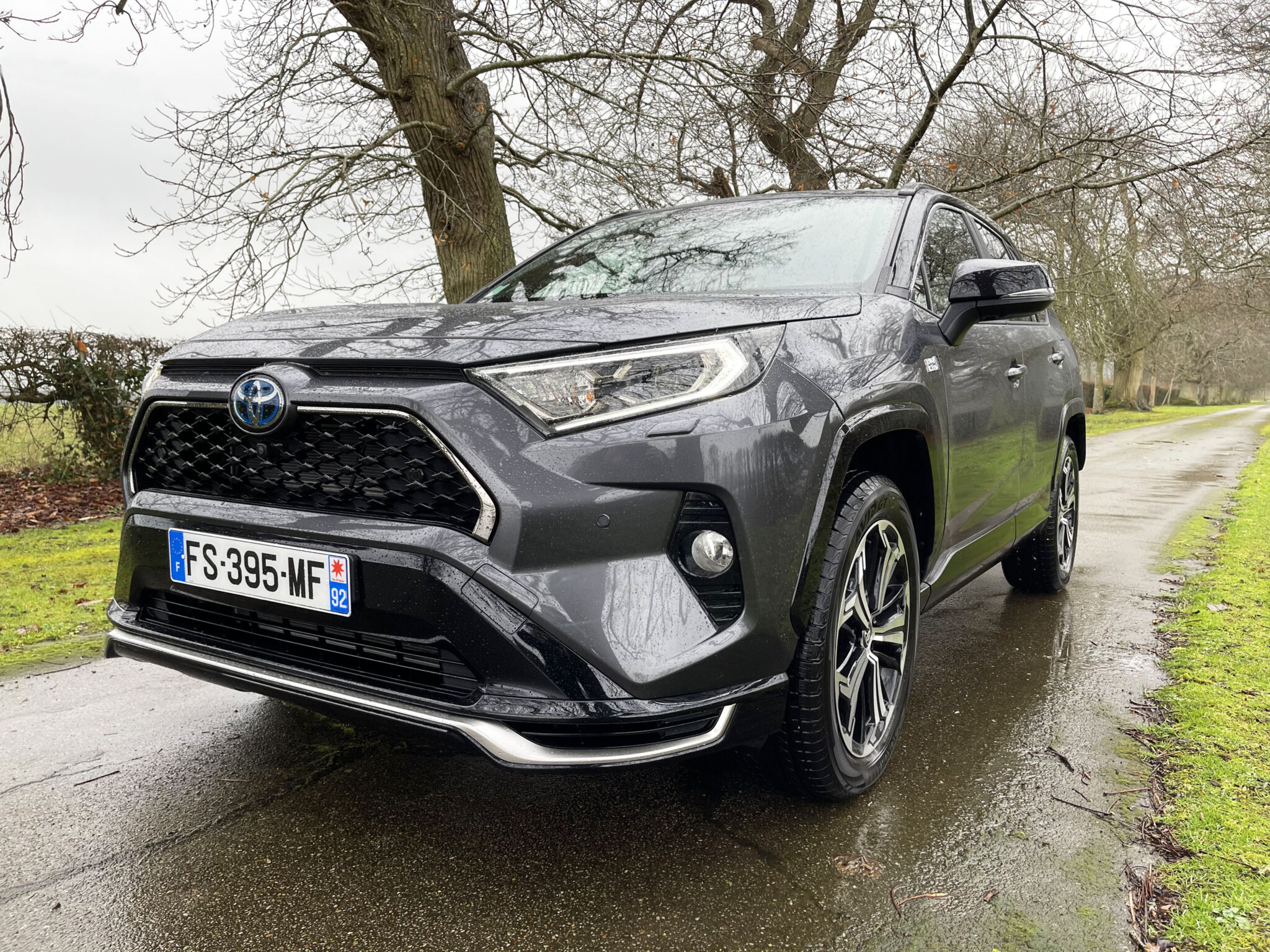 Essai Toyota RAV4 Hybride rechargeable le pionnier de l’hybride peut