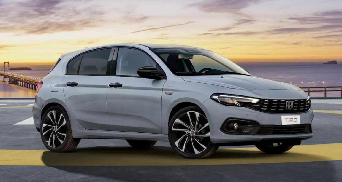 Fiat Tipo Sport (2021) la Dacia Sandero italienne prend