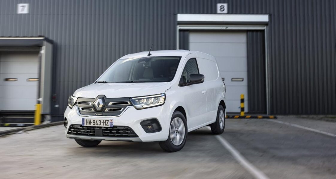 Renault Kangoo Van E-Tech Electric (2022) : l’utilitaire électrique ...