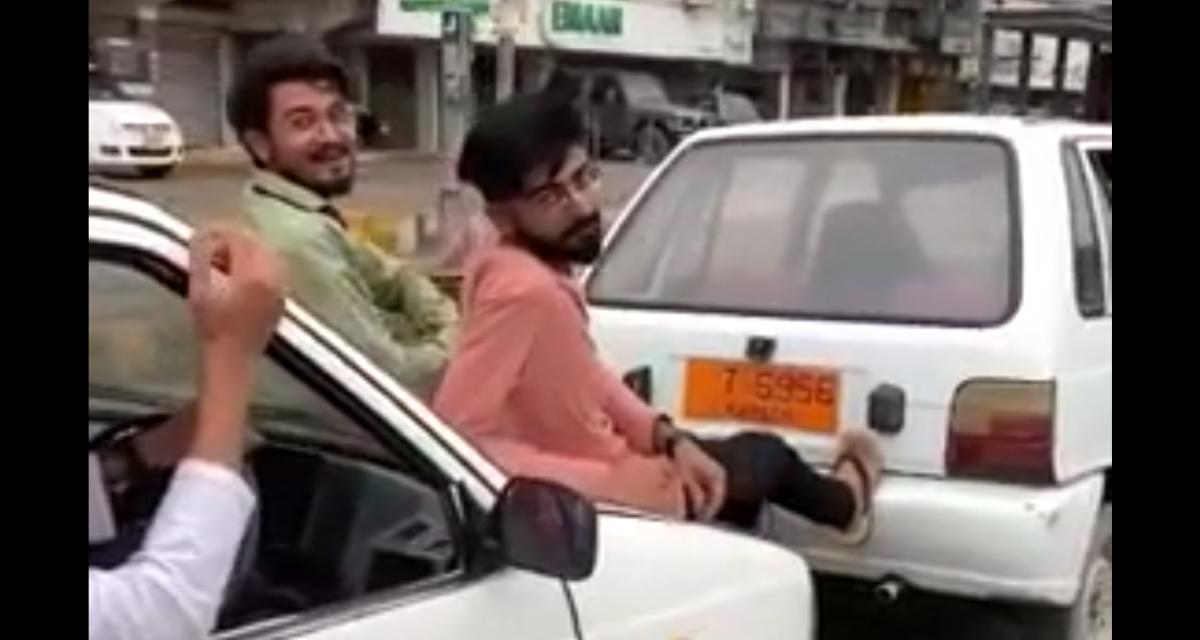 VIDEO Comment pousser une voiture en panne sans le matériel adéquat ? Voilà une solution Car